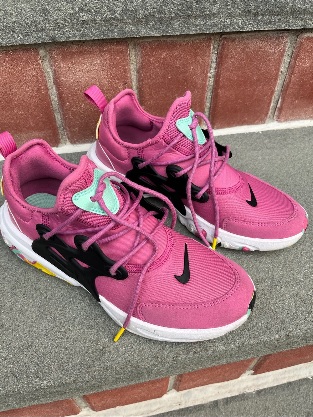 Nike Sneakers